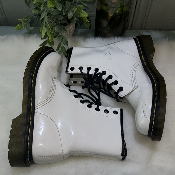 Dr Martens - Picture 4 of 8